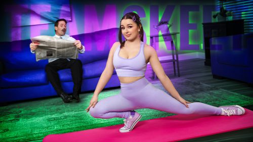 TeenPies: My Favorite Athlete’s Leaky Hole – Leana Lovings