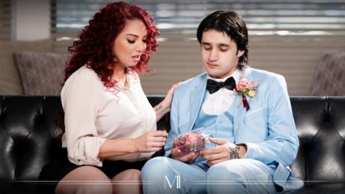ModernDaySins: Prom Bombshell – Kiki D’Aire