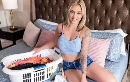 CaughtFapping: Wanna Try The Real Thing – Gypsy Rose